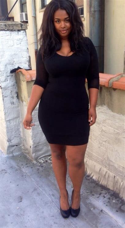 Castings Curvy Fashion Model.